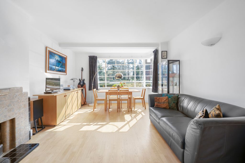 Property photo 2 of 29