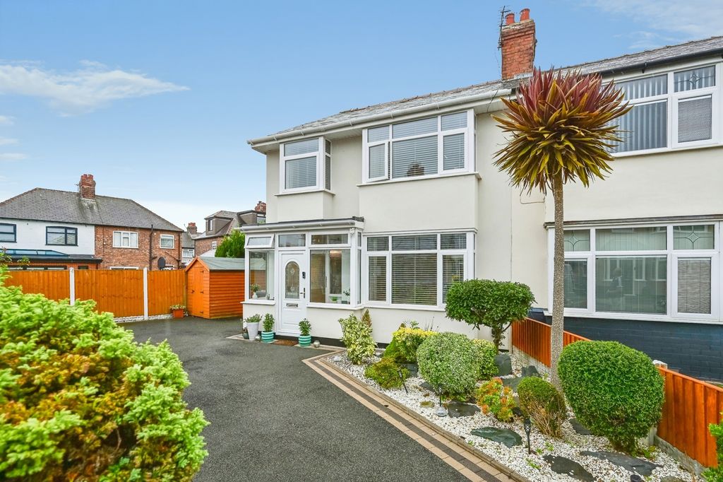 Property photo 1 of 19 Pbox-Img.Jpg