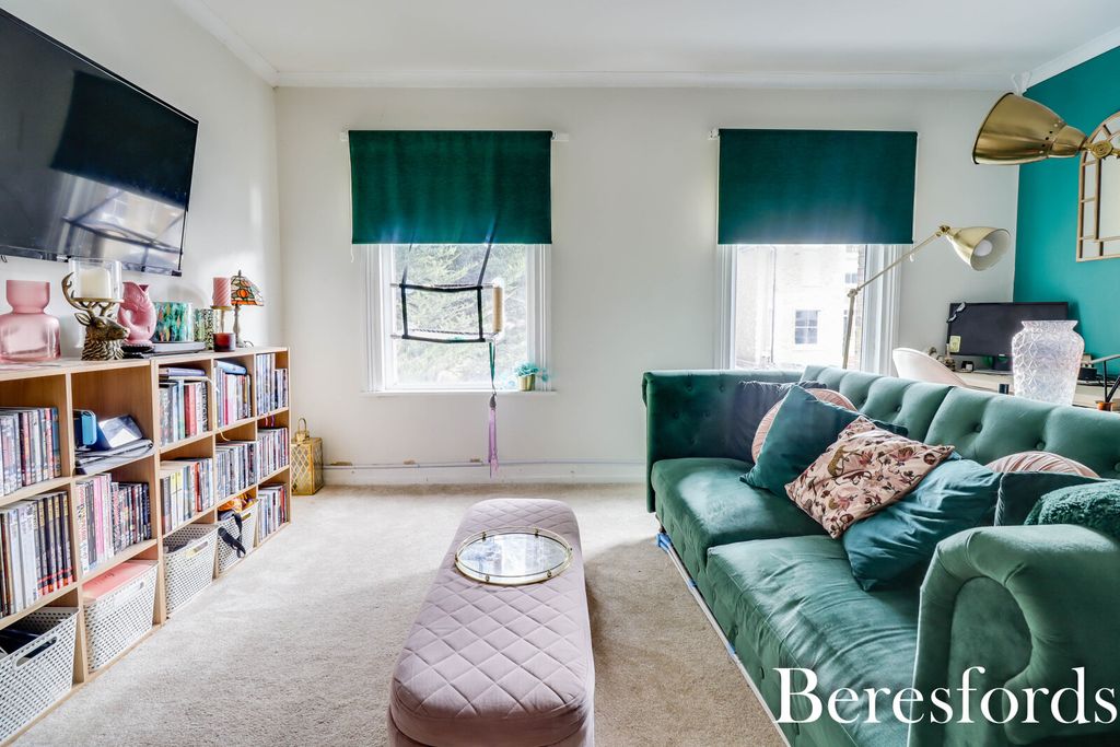 Property photo 2 of 10 Picture No. 06