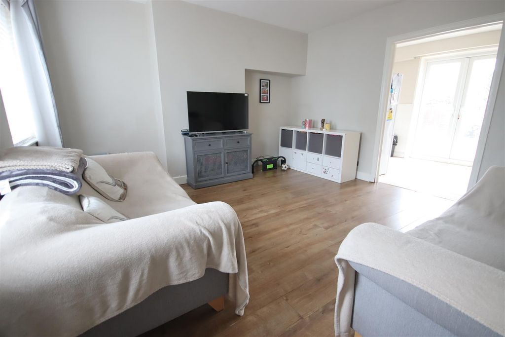 Property photo 3 of 11 Img_0573.Jpg