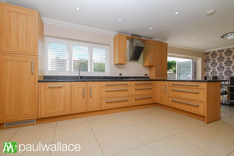 Property photo 3 of 21 Kitchen / Diner