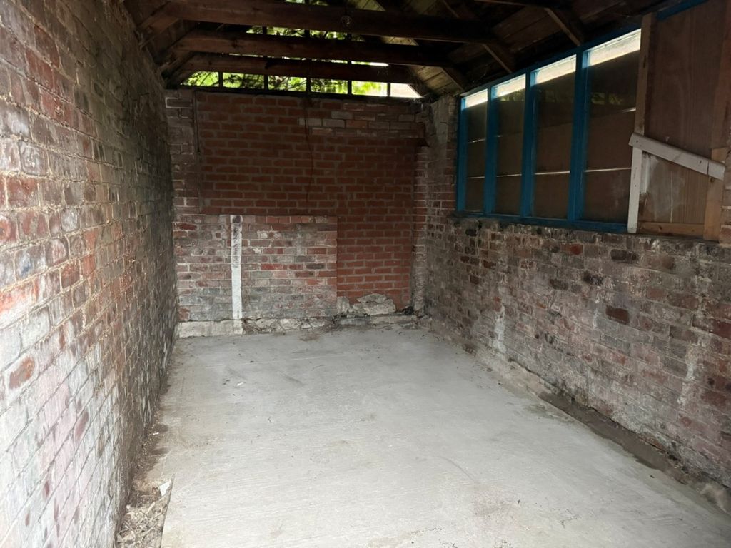 Property photo 3 of 8