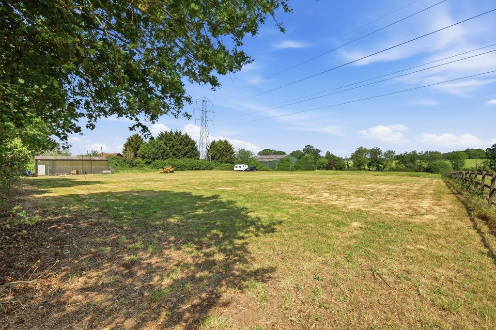 Property photo 1 of 37