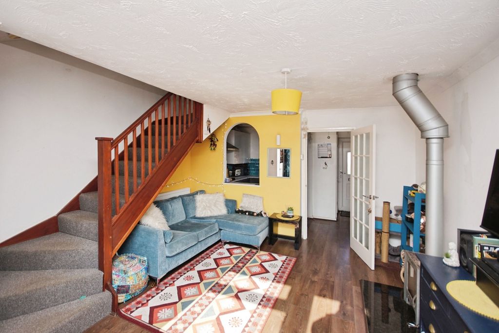 Property photo 2 of 13 Photo