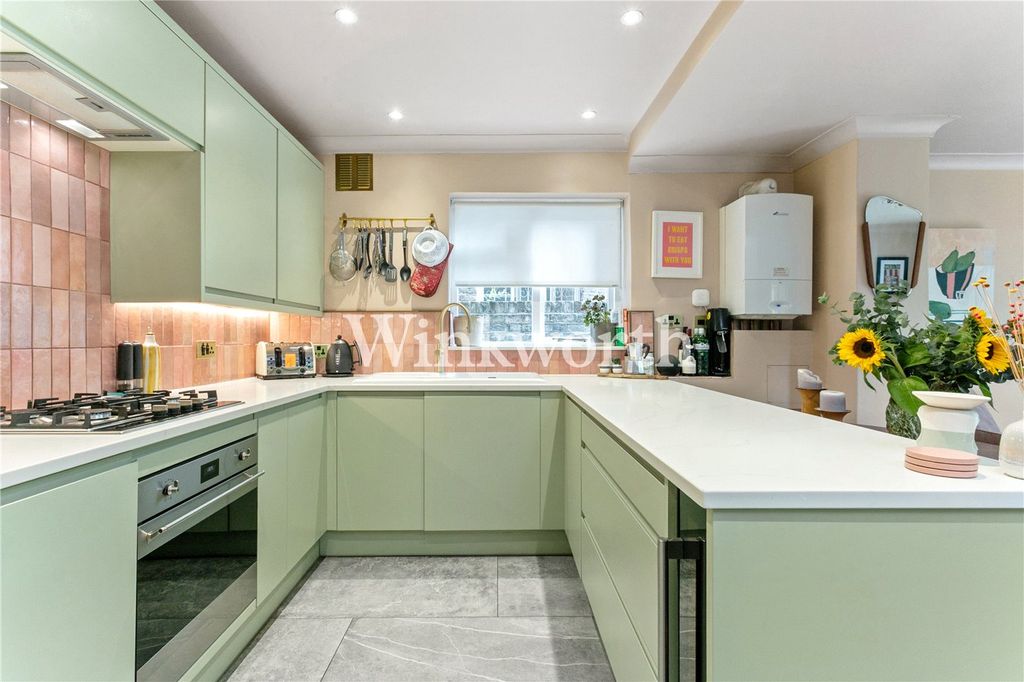 Property photo 3 of 16 Picture No. 07