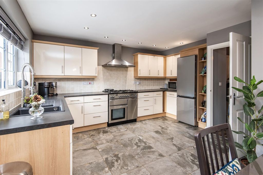 Property photo 3 of 28 Dsc_1605.Jpg