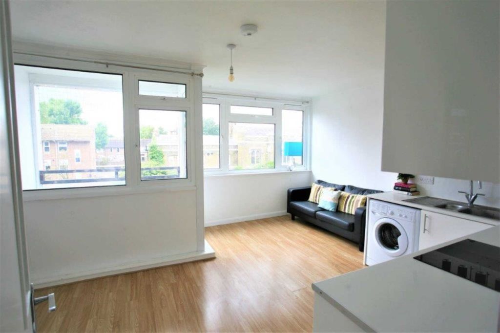 Property photo 2 of 9