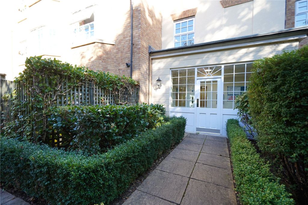 Property photo 2 of 11 Picture No. 03