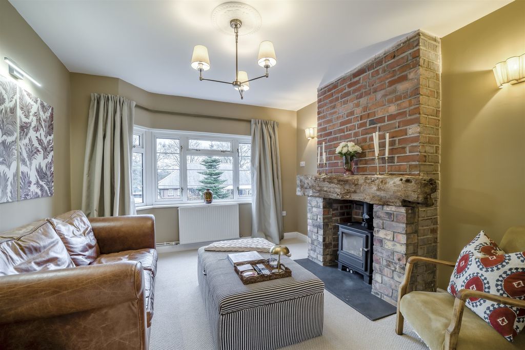 Property photo 3 of 21