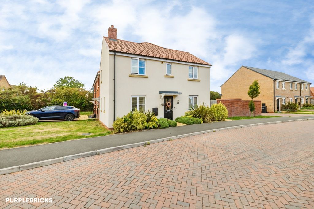 Property photo 2 of 24