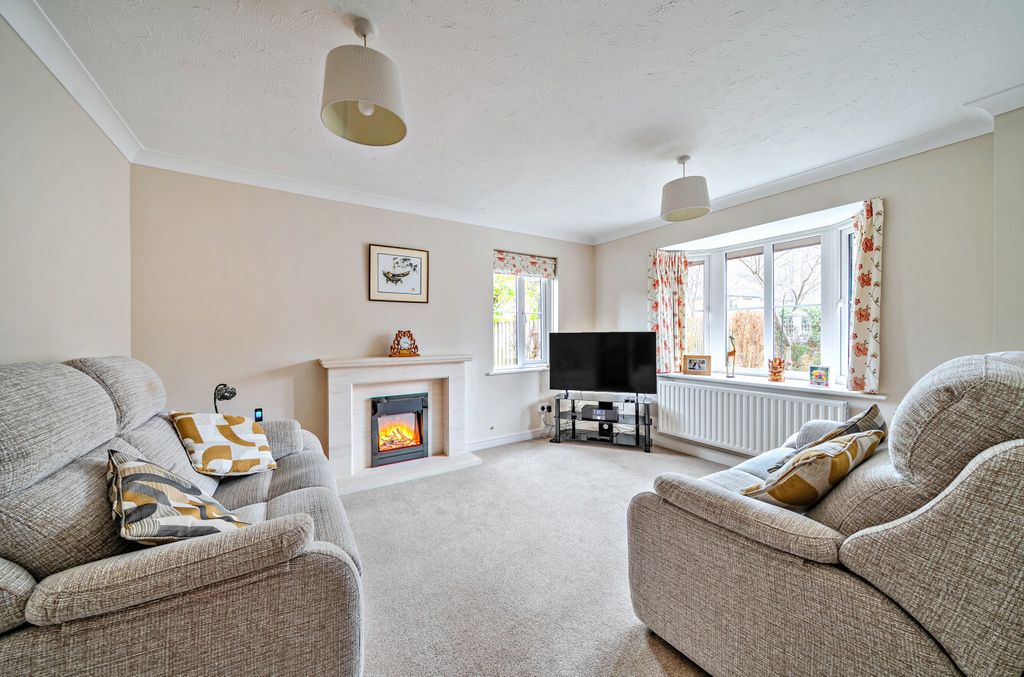 Property photo 2 of 20 1406988-13-69823B...