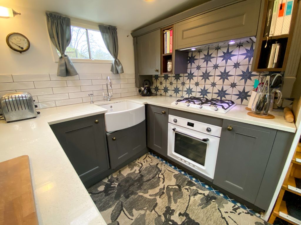 Property photo 2 of 22 Boat Kitchen 3