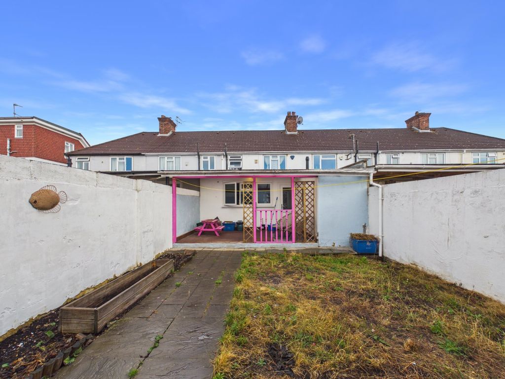 Property photo 3 of 17 Picture No. 06