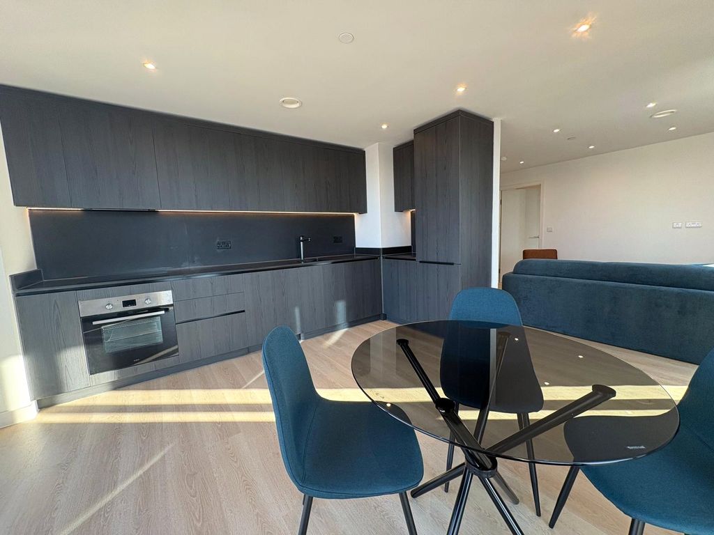 Property photo 2 of 17 Picture No. 05