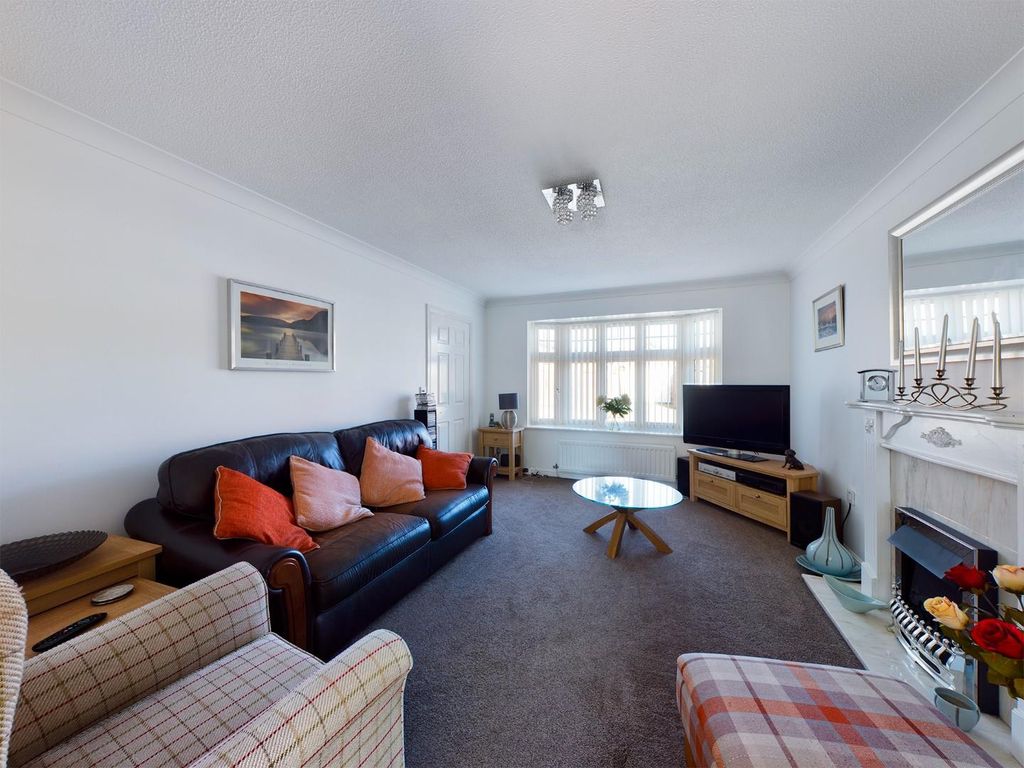Property photo 2 of 11 Cam00240P1-Pr0290-Still01.Jpg