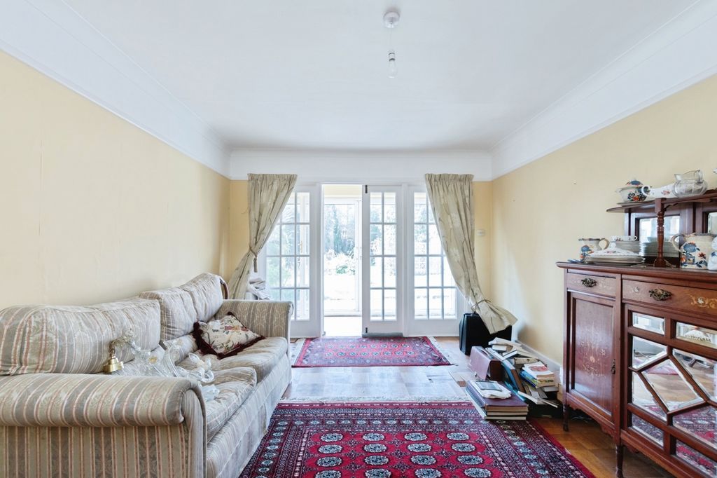 Property photo 3 of 19 Pbox-Img.Jpg