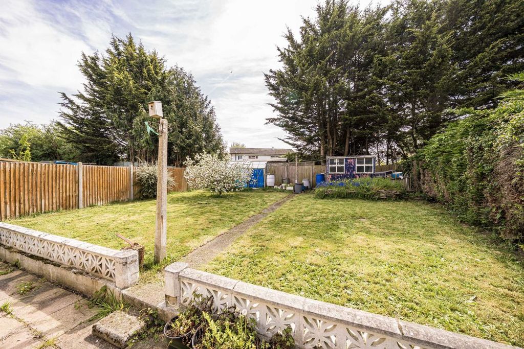 Property photo 2 of 4
