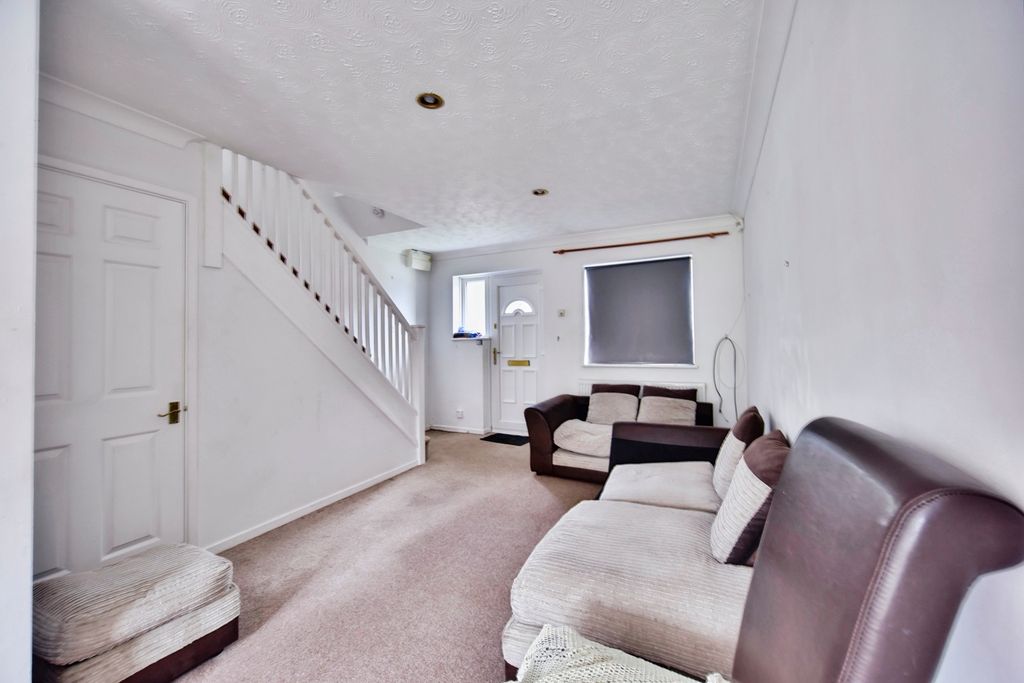 Property photo 3 of 18 Pbox-Img.Jpg