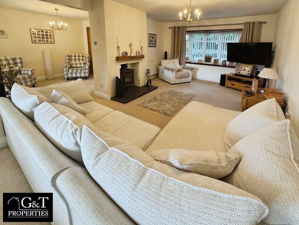 Property photo 3 of 39 Reception Room/Open Plan