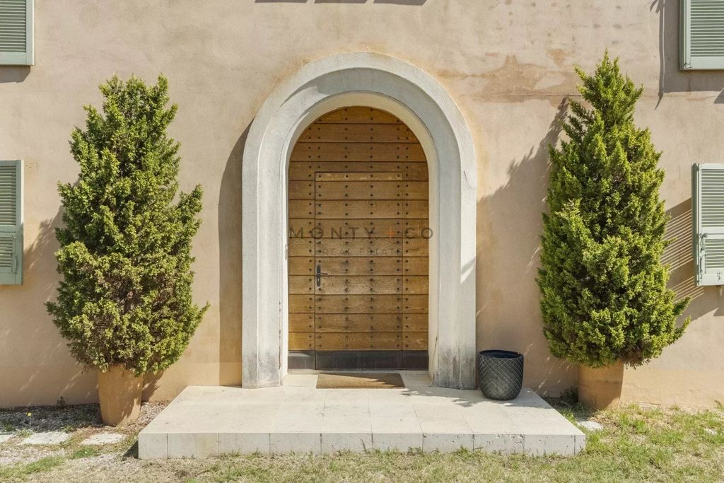 Property photo 1 of 14 Majestic Bastide With Panoramic Sea View For Sale In Menton