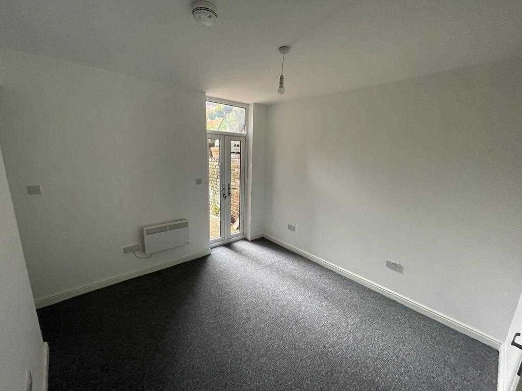 Property photo 1 of 4 Main Picture