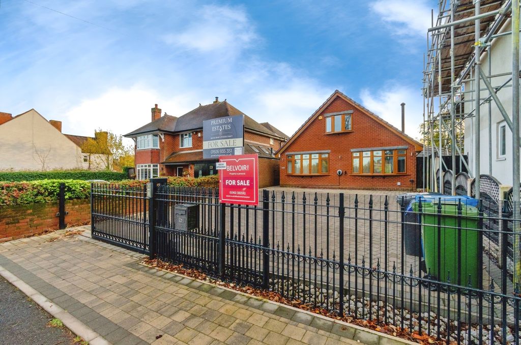 Property photo 2 of 20 Pbox-Img.Jpg