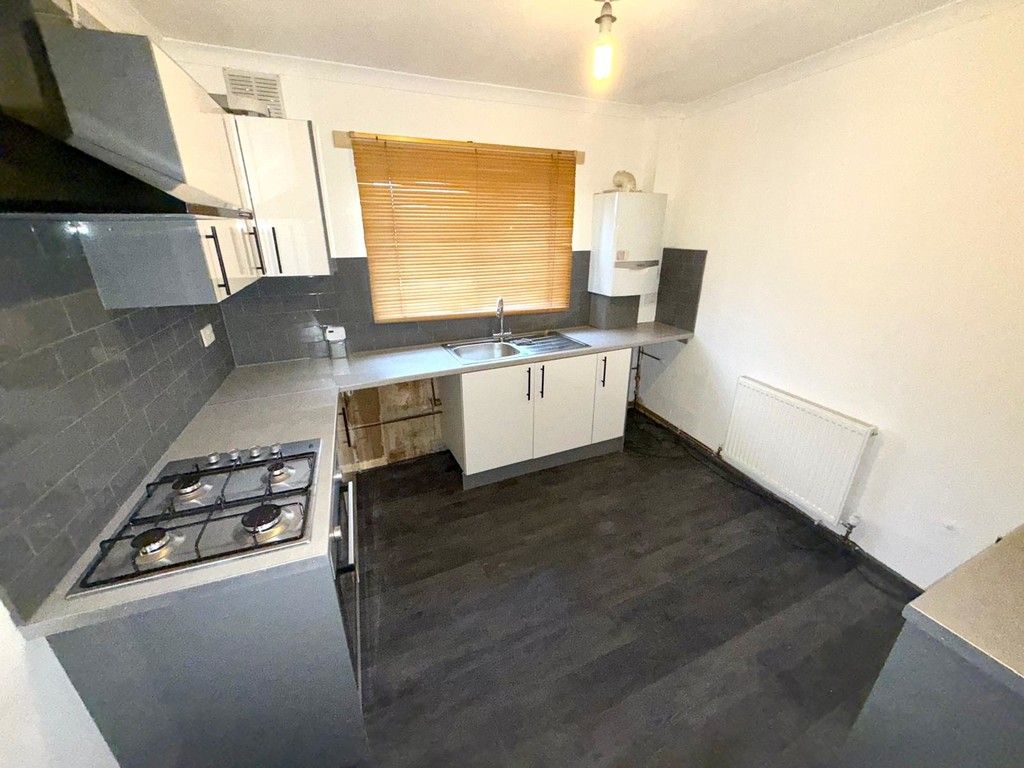 Property photo 2 of 6 Img_3383_6_Large