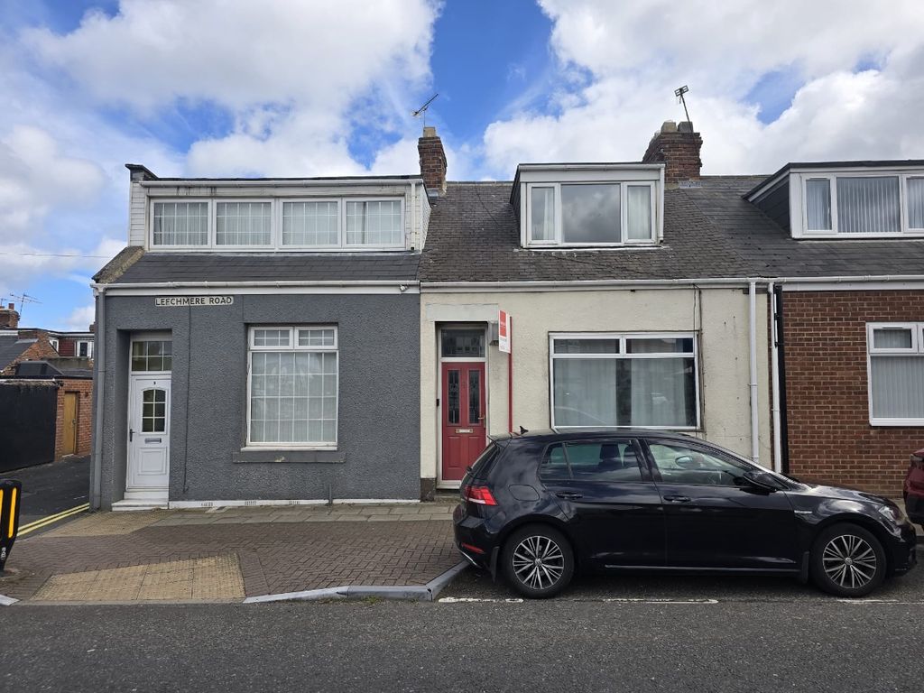 Property photo 1 of 1