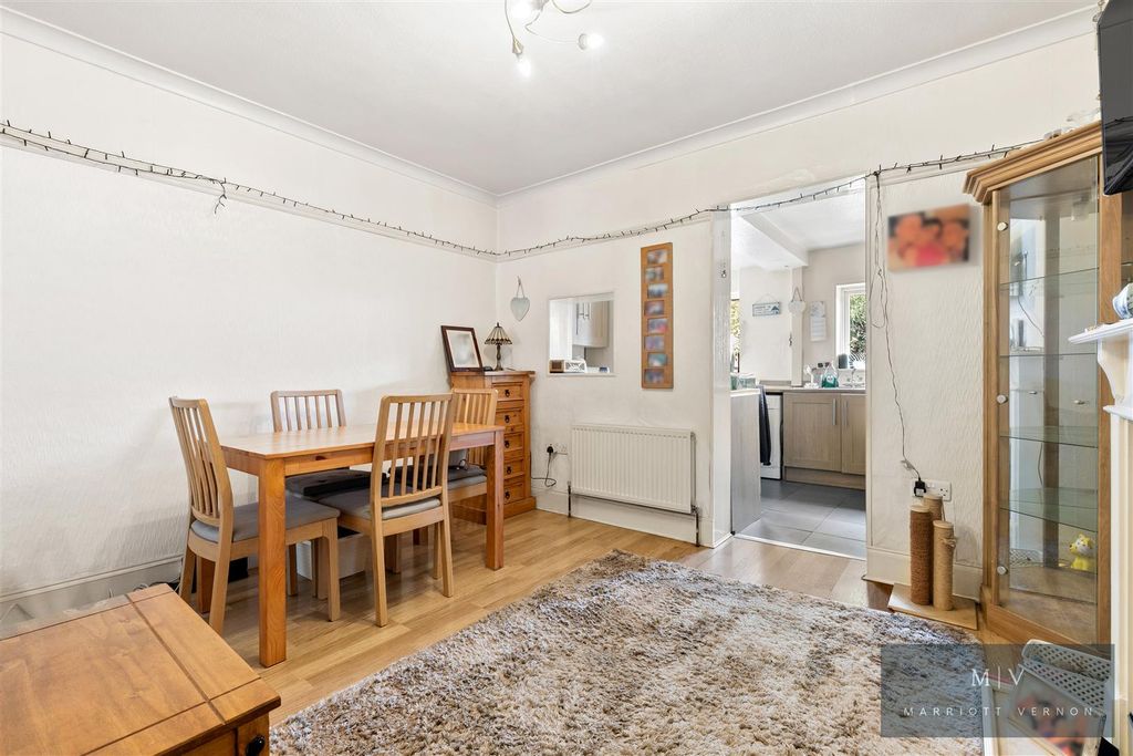 Property photo 3 of 14 Old Palace Road 10 MV-3.Jpg