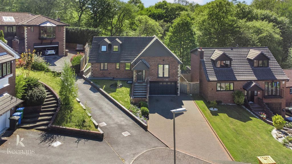 Property photo 1 of 67 67.Jpg