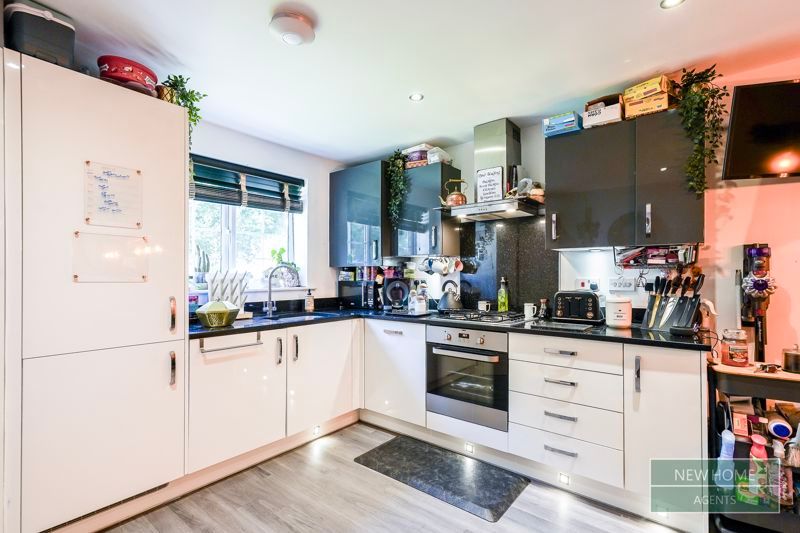 Property photo 2 of 20 Photo 5