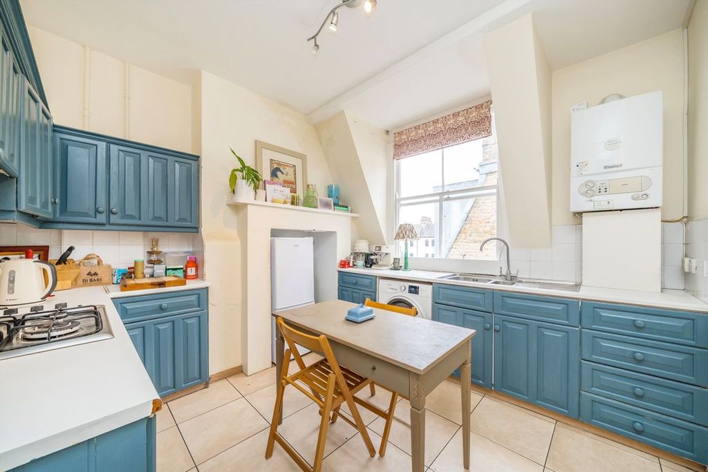 Property photo 2 of 5