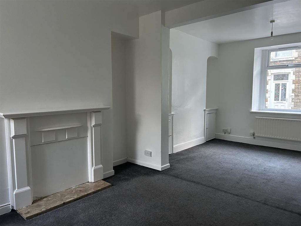 Property photo 2 of 13 Img_8704.Jpg