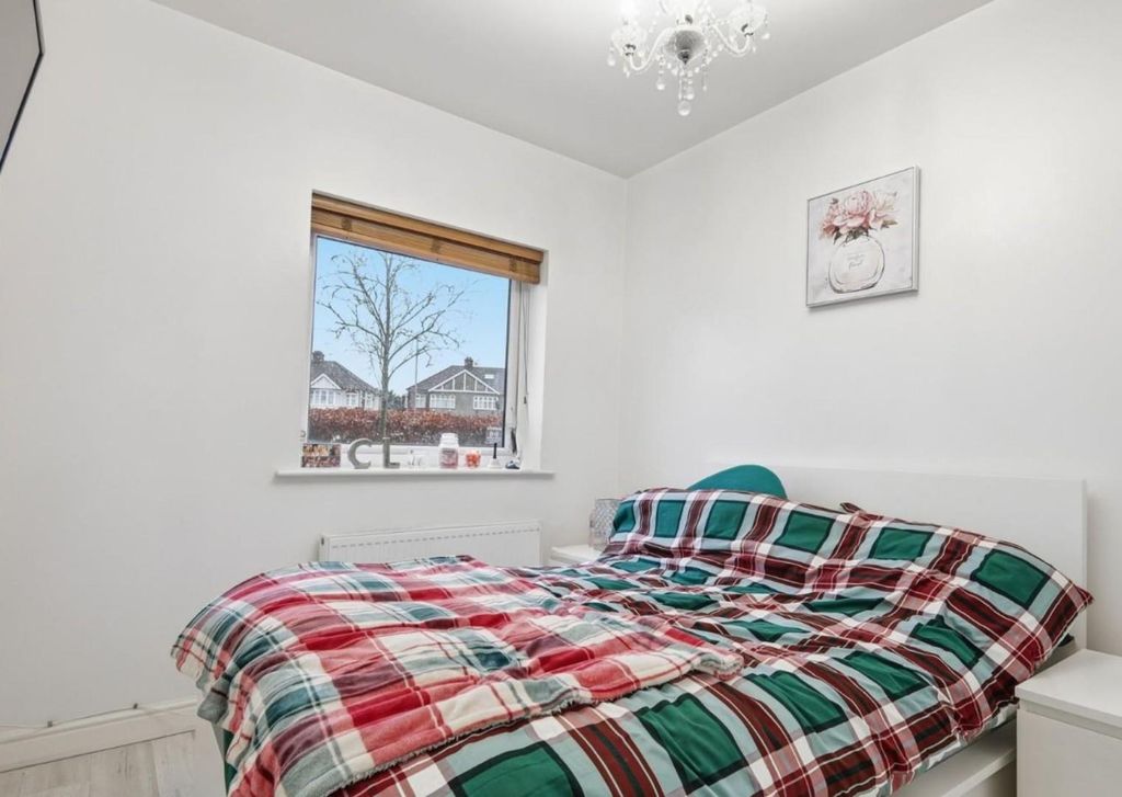 Property photo 2 of 8 3.Jpg