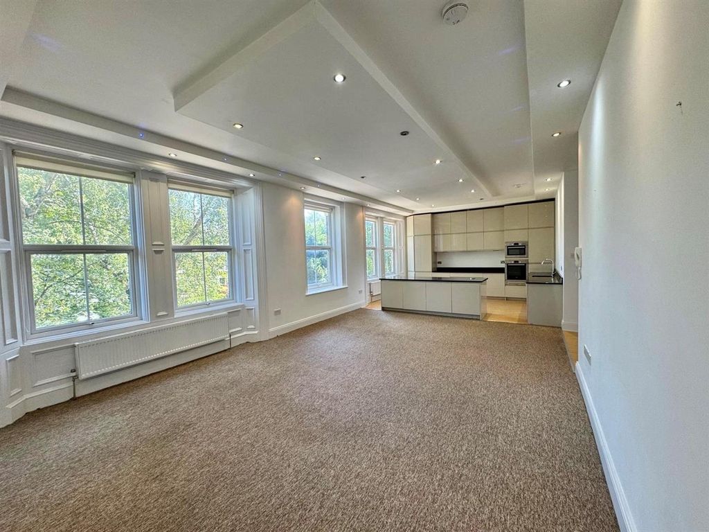 Property photo 2 of 12 11.Jpg