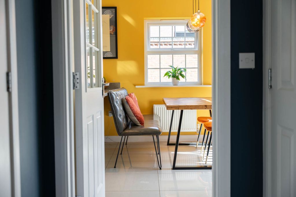 Property photo 3 of 32