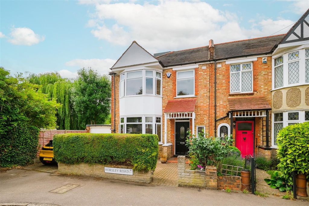 Property photo 1 of 35