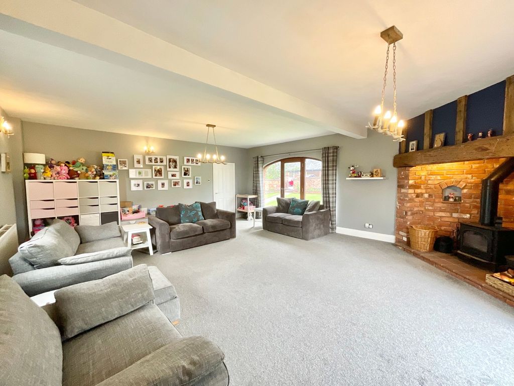 Property photo 3 of 29