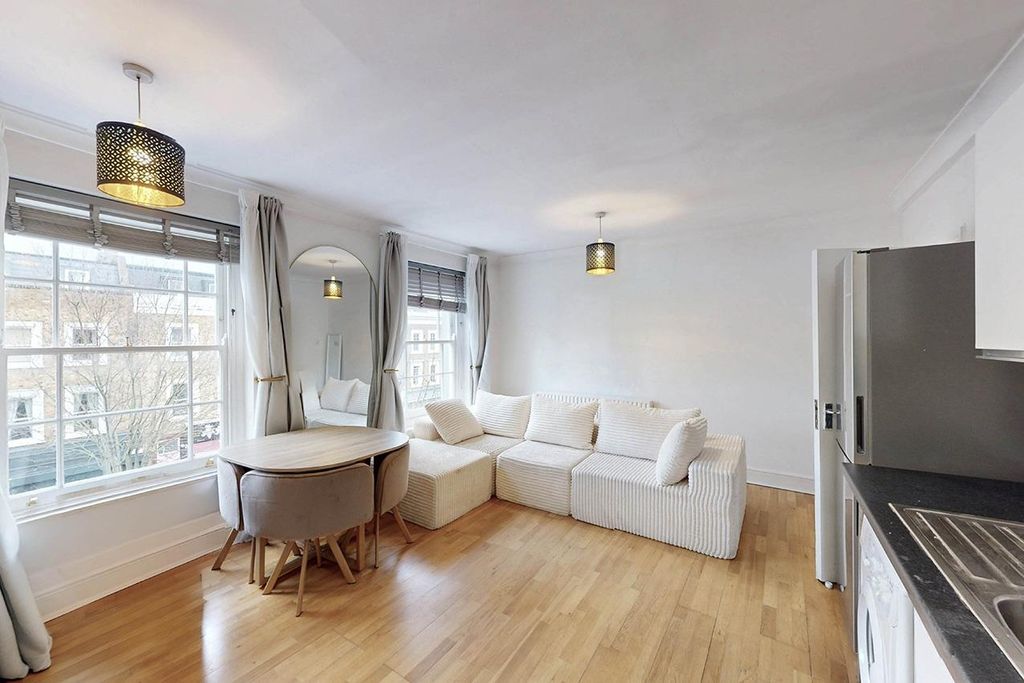 Property photo 2 of 7 W02.Jpg