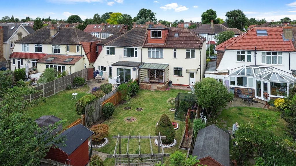 Property photo 1 of 29 Picture No. 35