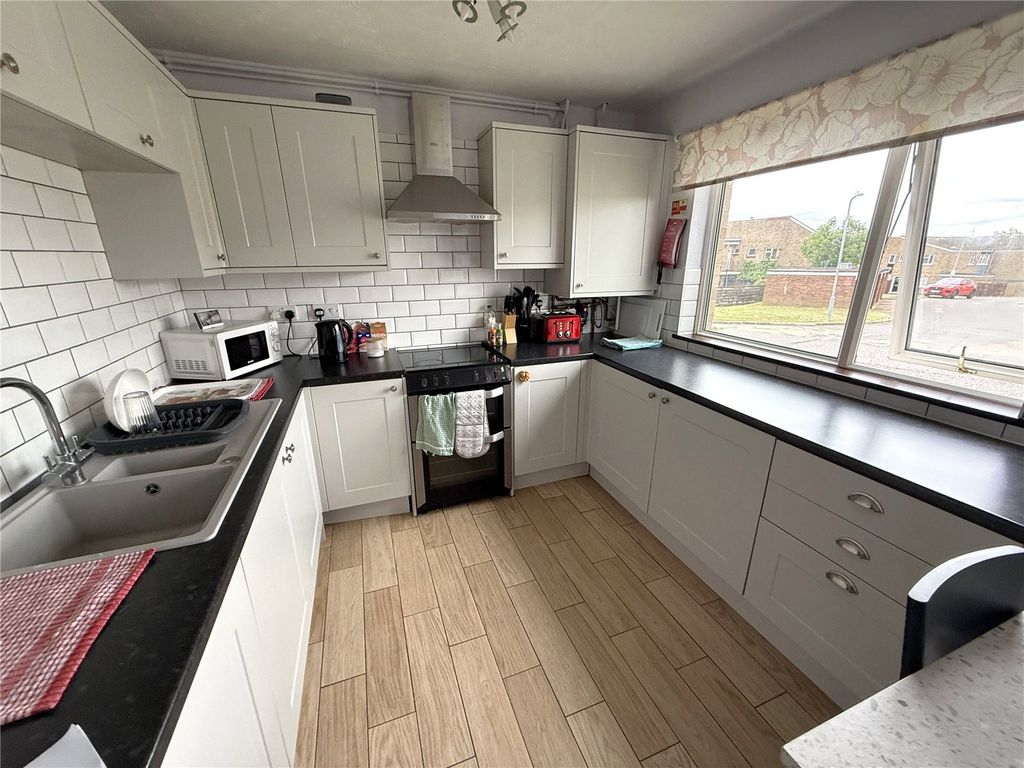 Property photo 3 of 10 Picture No. 03