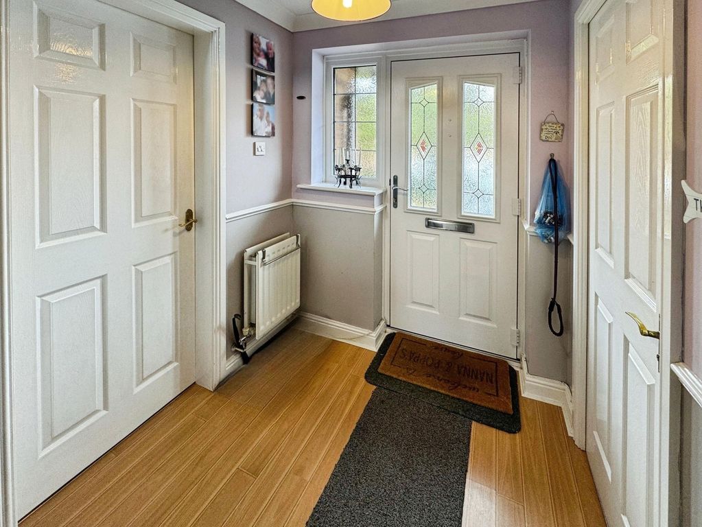 Property photo 3 of 23