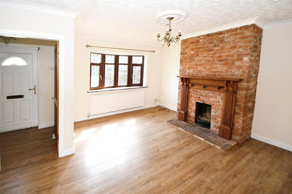 Property photo 3 of 8 Living Room
