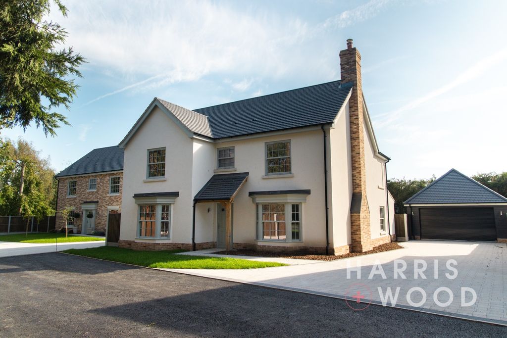 Property photo 1 of 41 4563200