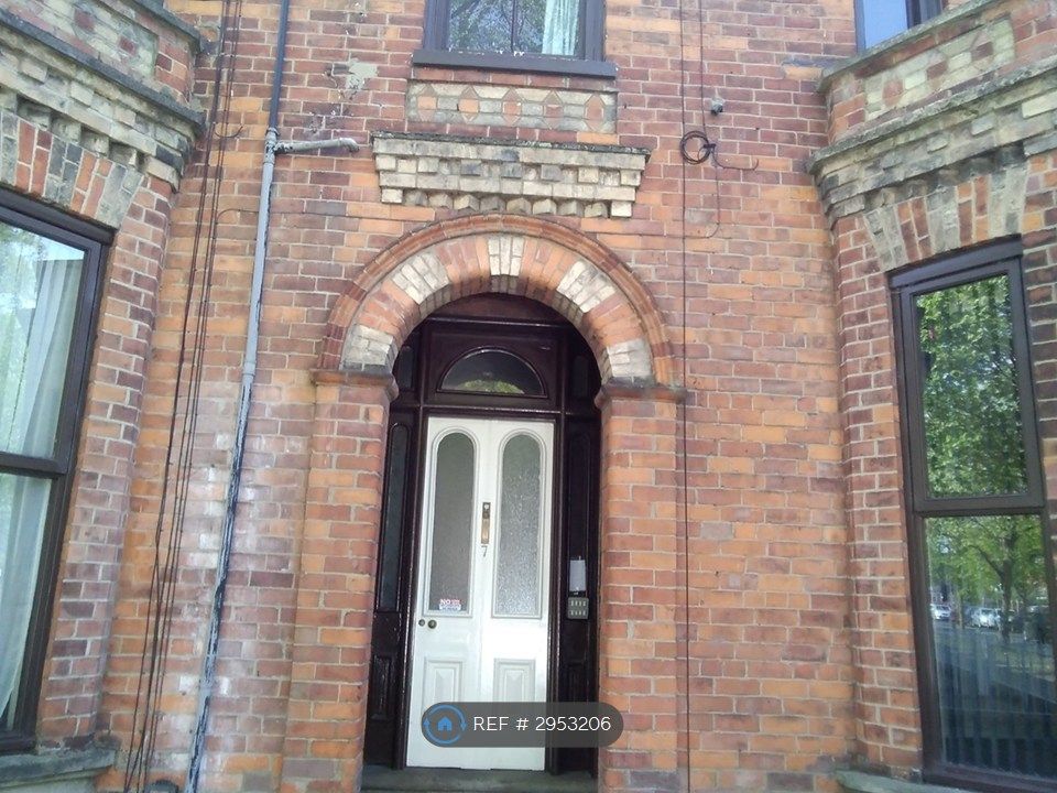 Property photo 2 of 12