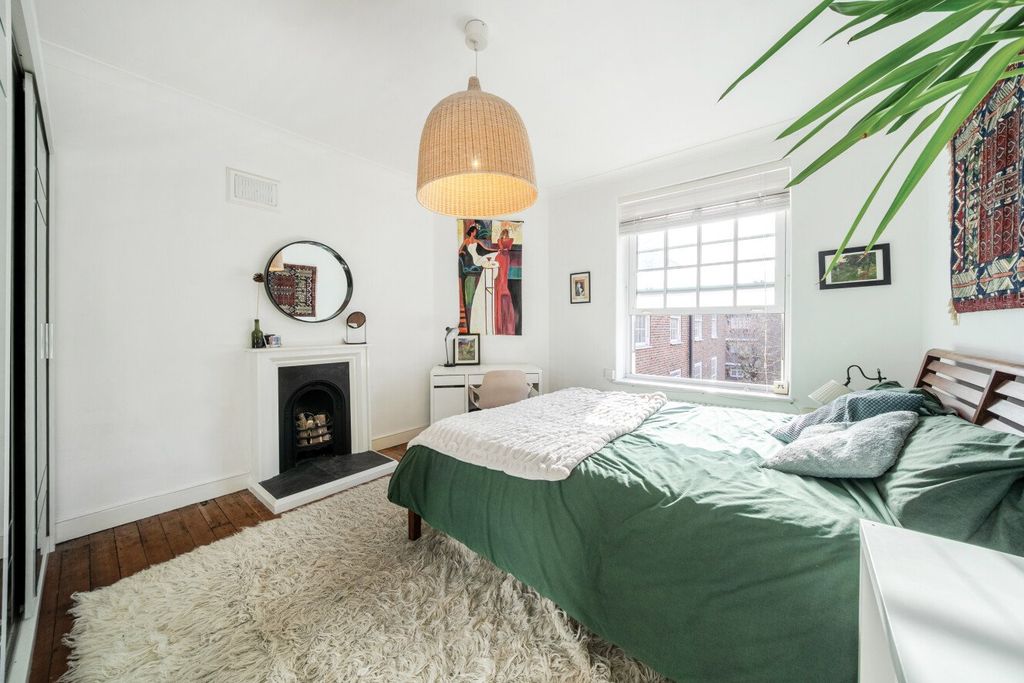 Property photo 2 of 17 Picture No. 15