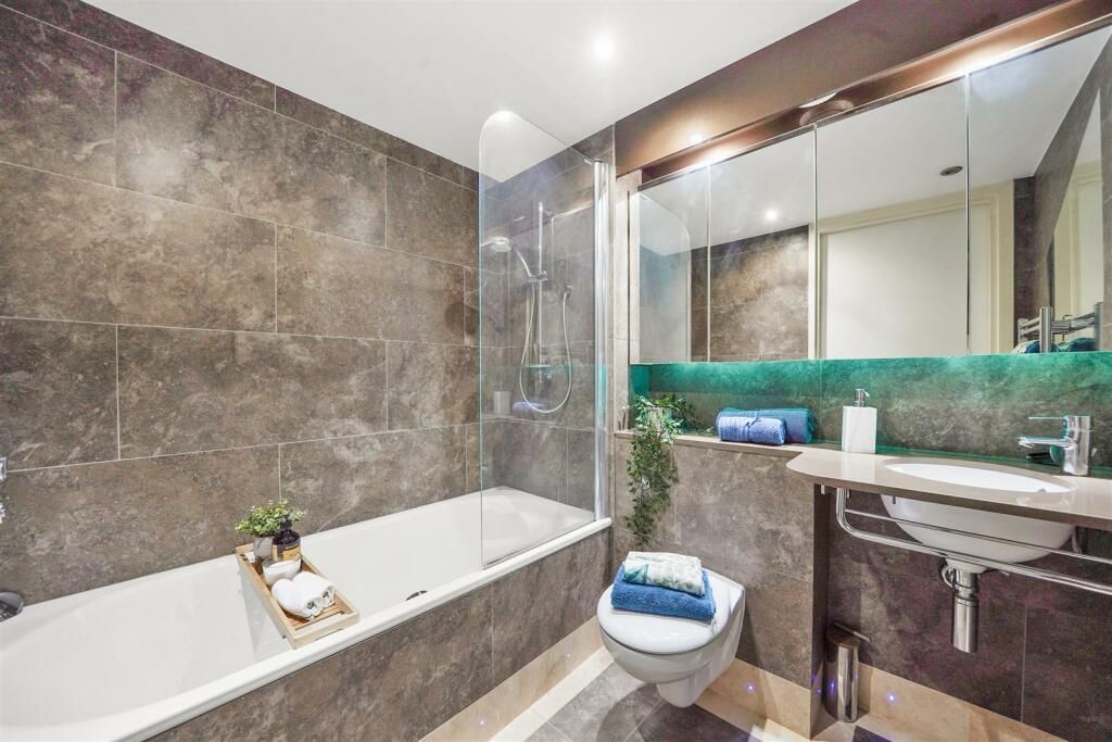 Property photo 2 of 3