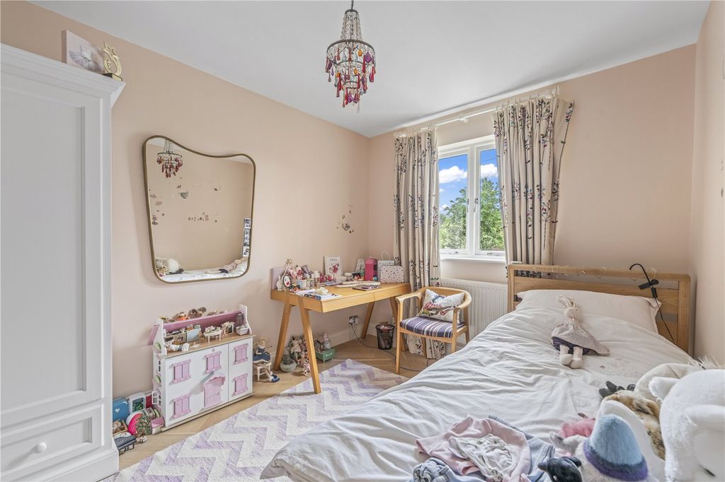 Additional image 17 of 5 bed detached house for saleOld Farm Road, Hampton TW12