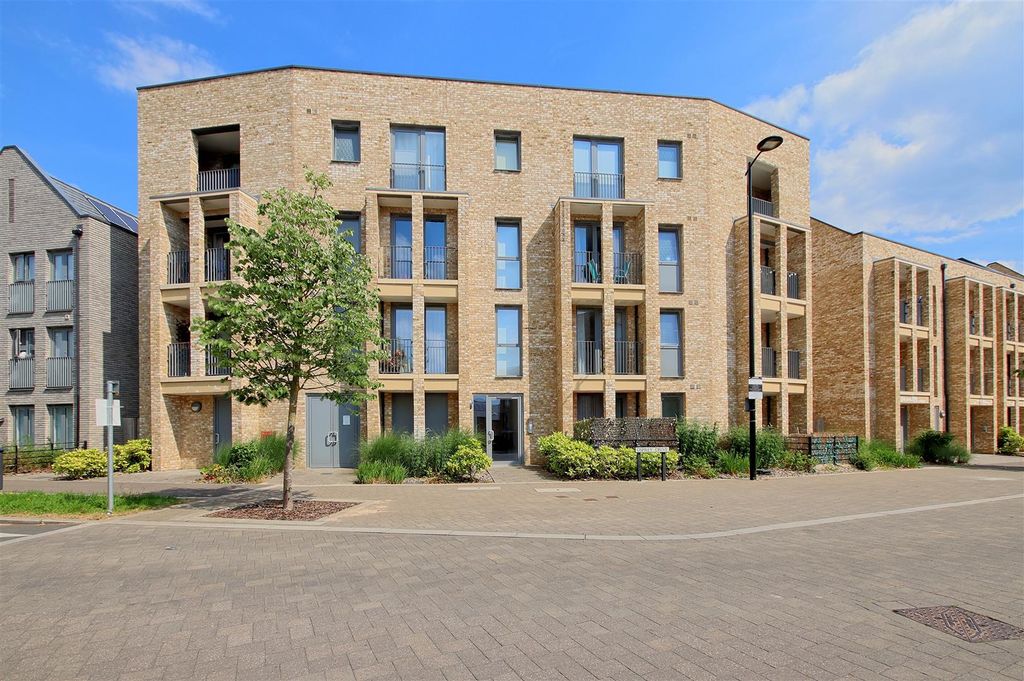 Property photo 1 of 10 Front.Jpg