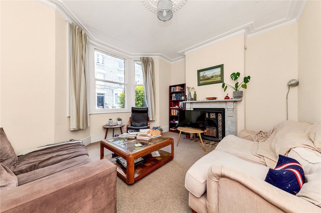 Property photo 2 of 13 Picture No. 05